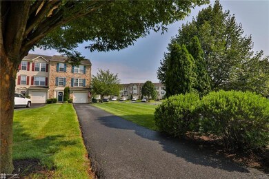 4072 Tournament Ct, Center Valley, PA 18034 - photo 3