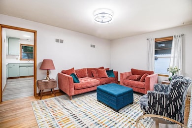 111 S Donaldson St, Luverne, MN 56156 - photo 4