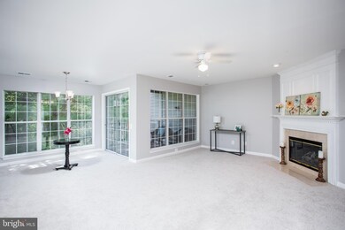 9232 Cardinal Forest Ln unit 9232B-, Lorton, VA 22079 - photo 7
