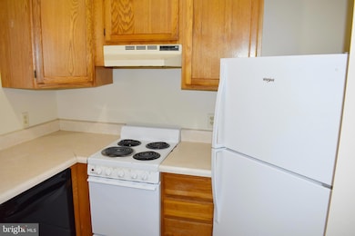 955 Orchard Dr, Chambersburg, PA 17201 - photo 6