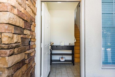 17812 Elm Ct, Carson, CA 90746 - photo 5