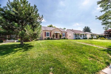 521 E Beechwood Blvd