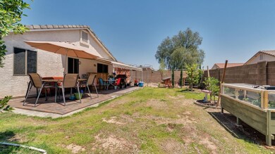 1079 W Rosal Ave-19