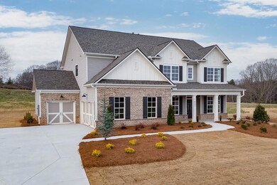 8935 Claude Martin Dr, Gainesville, GA 30506 - photo 2