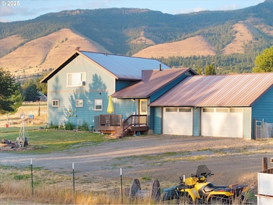 1008 Foster St, Cove, OR 97824 - photo 3