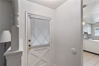 1711 Lawyer St unit B, College Station, TX 77840 - photo 3