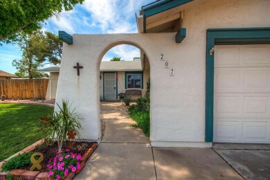 Sante Fe Entrance