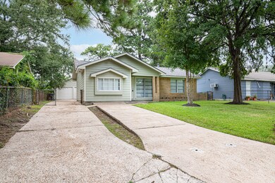 7215 Colton St, Houston, TX 77016 - photo 2