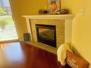 470 N 1st Ave unit 202, Iowa City, IA 52245 - photo 7