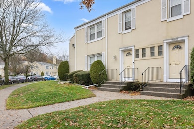 252-01 72nd Ave unit Lower, Bellerose, NY 11426 - photo 3