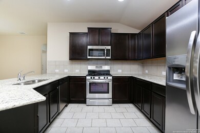 10811 Foals Range, San Antonio, TX 78254 - photo 7
