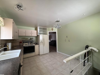 31515 Newport Dr, Warren, MI 48088 - photo 7