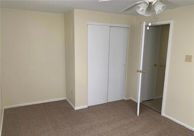 1325 Greenview Dr, Bethlehem, PA 18018 - photo 6