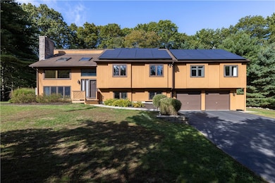 8 Robin Dr, North Kingstown, RI 02852 - photo 3