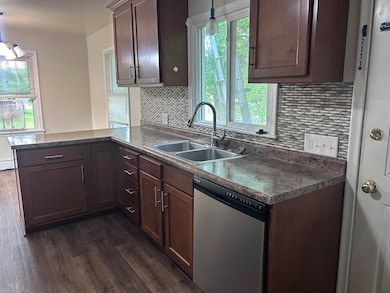 4612 5th St, Menominee, MI 49858 - photo 7