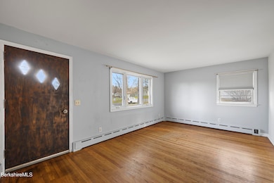 13 Pleasantview Dr, Dalton, MA 01226 - photo 3