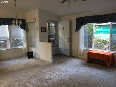 258 Outer Dr, Florence, OR 97439 - photo 4