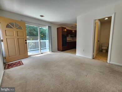 615 Wallerson Rd unit B, Catonsville, MD 21228 - photo 4