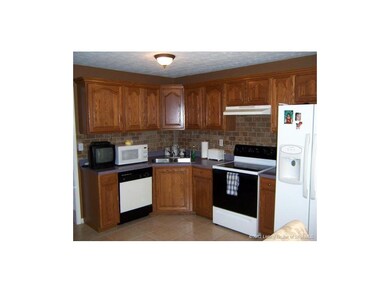 6920 Loi Rd, Floyds Knobs, IN 47119 - photo 7