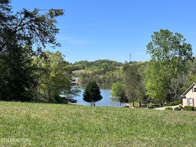 232 Eagle Cir, Vonore, TN 37885 - photo 7