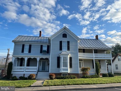 210 Washington St, Moorefield, WV 26836 - photo 6