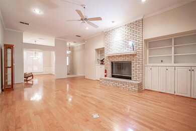 5001 Alamo Ct, Granbury, TX 76049 - photo 7