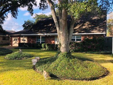 1504 Meadow Ln, Alvin, TX 77511 - photo 3