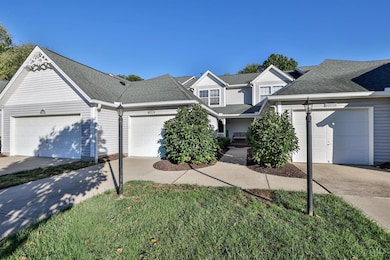 7576 Lake Pointe, Maineville, OH 45039 - photo 2