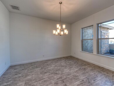 003_Dining Room