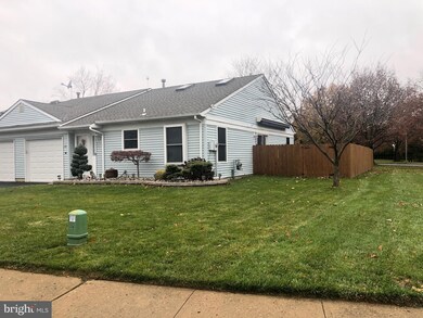 137 Pebble Rd, East Windsor, NJ 08520 - photo 2