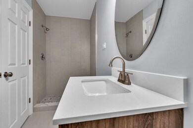 17611 Bernadine St, Lansing, IL 60438 - photo 5