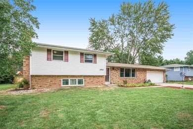 18631 S Cypress Cir, South Bend, IN 46637 - photo 3