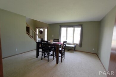 5520 N Pepperwood Ct, Peoria, IL 61615 - photo 7
