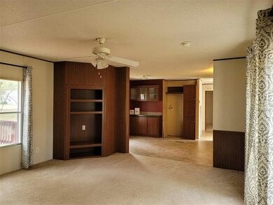 389 Greenlea Cir, Crawfordville, FL 32327 - photo 6