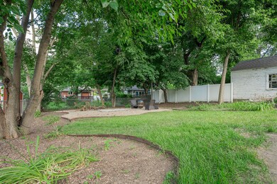 312 S Gladstone Ave, Aurora, IL 60506 - photo 7