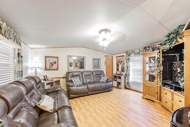 125 Morristown Rd, Raceland, LA 70394 - photo 4