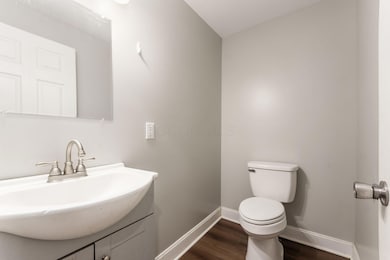 1555 E Rich St unit 557, Columbus, OH 43205 - photo 6