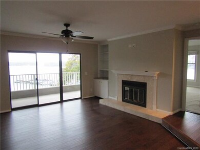 9809 Emerald Point Dr unit 8, Charlotte, NC 28278 - photo 5