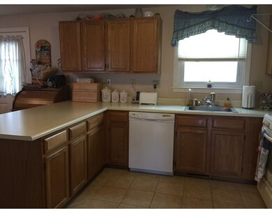 10 Wyman Rd, Dracut, MA 01826 - photo 4