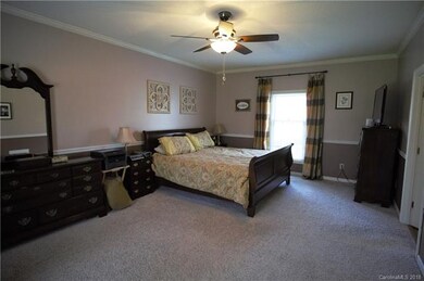 3212 Camden Rd, Statesville, NC 28625 - photo 6