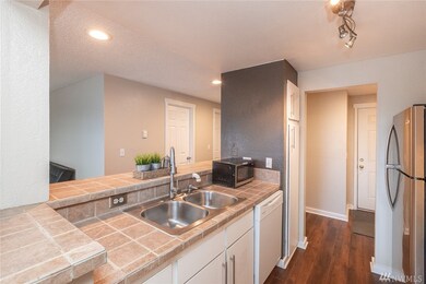 28418 16th Ave S unit 201, Federal Way, WA 98003 - photo 5