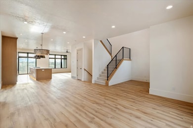 1618 E Center Pointe Dr, Lehi, UT 84043 - photo 5