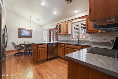 Kitchen (3)