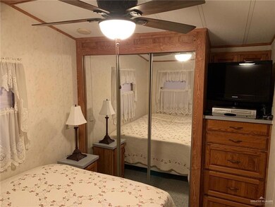 881 Clark St, Donna, TX 78537 - photo 5