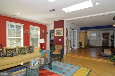 7423 Carroll Ave, Takoma Park, MD 20912 - photo 3