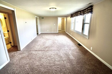 308 Davis Rd, Ossian, IN 46777 - photo 4