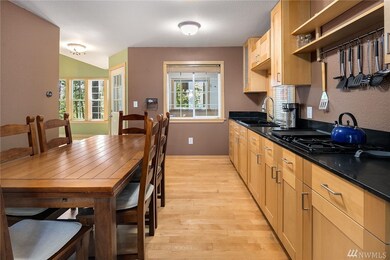 1087 Highland Loop, Ronald, WA 98940 - photo 4