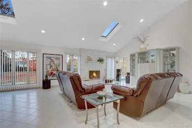 254 Pine Acre Blvd, Dix Hills, NY 11746 - photo 5