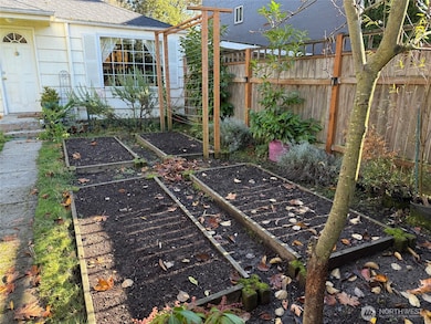 12018 Sand Point Way NE, Seattle, WA 98125 - photo 4