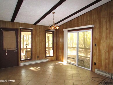 106 Hickory Dr, Hawley, PA 18428 - photo 7